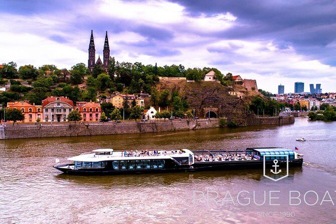 Prague Boats 2-hour Lunch Cruise - Exploring the Prague Boats 2-Hour Lunch Cruise