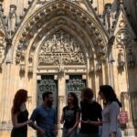 Prague Castle and Pubs Tour with Drinks Included - A Closer Look at the Tour Itinerary