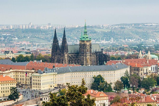 Prague Castle: Private fairytale walking tour - An In-Depth Look at the Prague Castle Private Tour