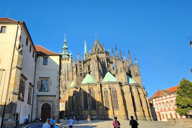 Prague Castle Private Walking Tour - Exploring the Itinerary in Detail