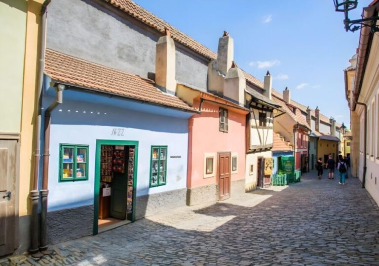 Prague Castle: Royal Palace, Cathedral, and Golden Lane Tour - A Detailed Look at the Prague Castle Tour Experience