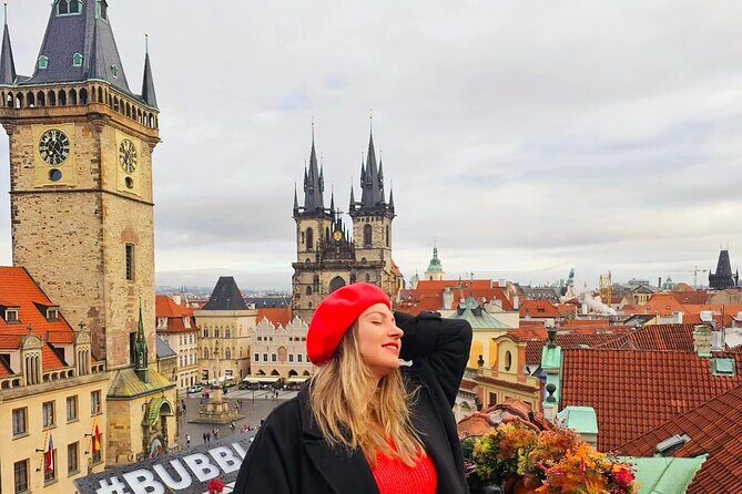 Prague Christmas Markets and Holiday Magic Walking Tour - Wenceslas Square and Its Festive Pulse