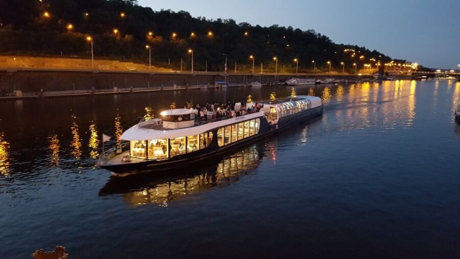 Prague: City Tour and Dinner Cruise with Hotel Pickup - Authentic Experiences from Travelers