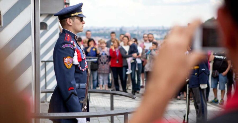 Prague City Tour with Vltava River Cruise - What makes this tour stand out?