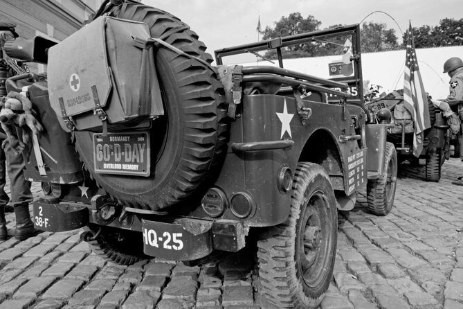 Prague Communism and World War II Walking Tour - Authentic Experiences and What Travelers Say