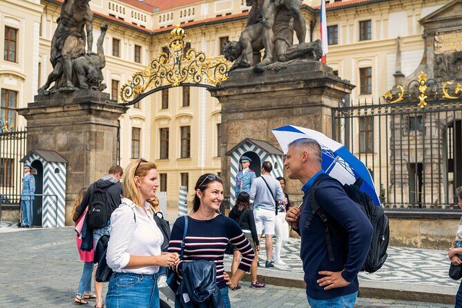 Prague Grand 2,5 hour + 2 hour exterior walking tour - Who Will Love This Tour?