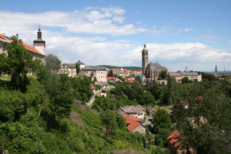 Prague: Kutná Hora, St Barbara's Cathedral and Bone Church - Why You Should Consider This Tour