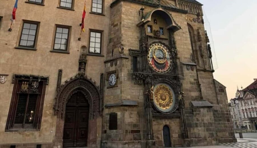 Prague: Old Town and Jewish Quarter Walking Tour - Who Will Enjoy This Tour?
