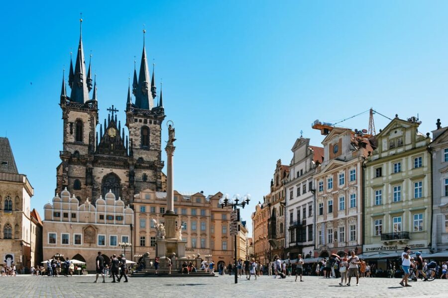 Prague: Old Town, Astronomical Clock and Underground Tour - An In-Depth Look at the Prague Old Town, Astronomical Clock, and Underground Tour