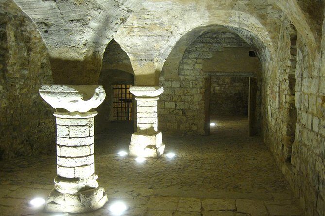 Prague Old Town, Medieval Underground and Dungeon Historical Tour - What Could Be Improved?