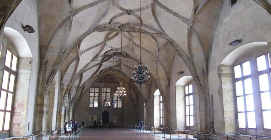 Prague: Private tour of Prague castle, meet up at hotel - Exploring Prague Castle: A Deep Dive