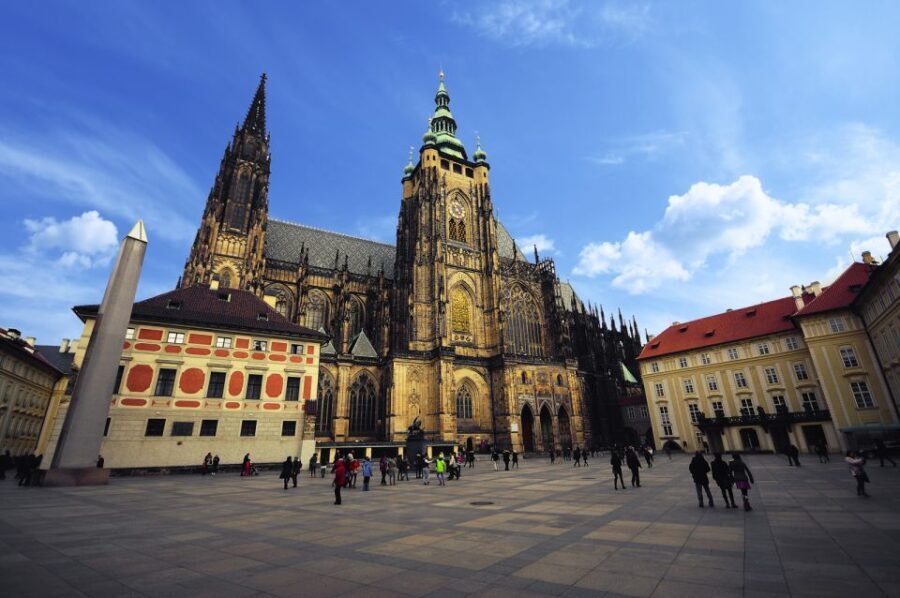 Prague: Private Tour of the Prague Castle Grounds - Authentic Perspectives from Past Travelers