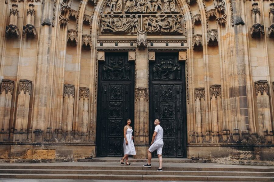 Prague: Professional Photoshoot at Prague Castle - Why Choose This Photoshoot?