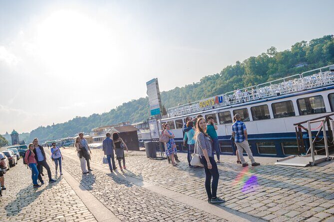 Prague: Sightseeing Boat Cruise with Buffet Dinner - An In-Depth Look at the Prague Boat Cruise with Buffet Dinner