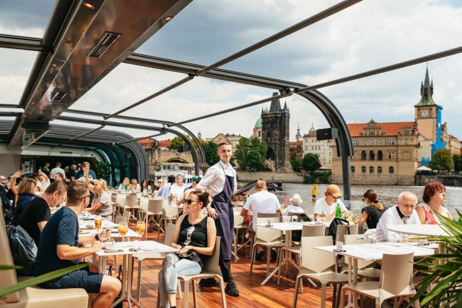Prague: Vltava River Lunch Cruise in an Open-Top Glass Boat - Final Thoughts
