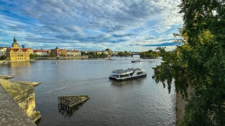 Prague: Vltava River Sightseeing Cruise - Itinerary and Highlights