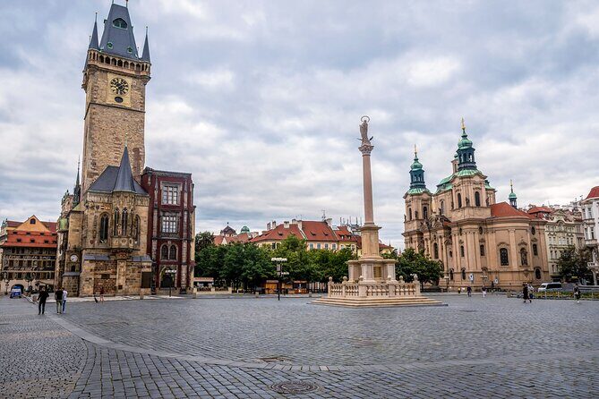 Prague Walking Tour of Old Town, Charles Bridge and Prague Castle - FAQ