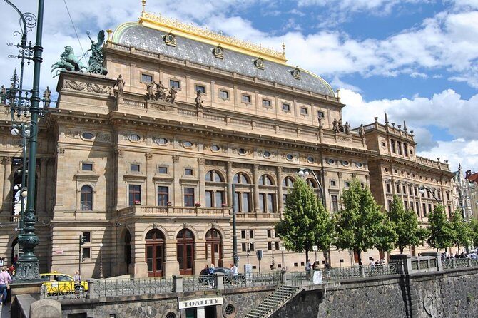 Prague's charming old places tour in Russian language - What Travelers Say