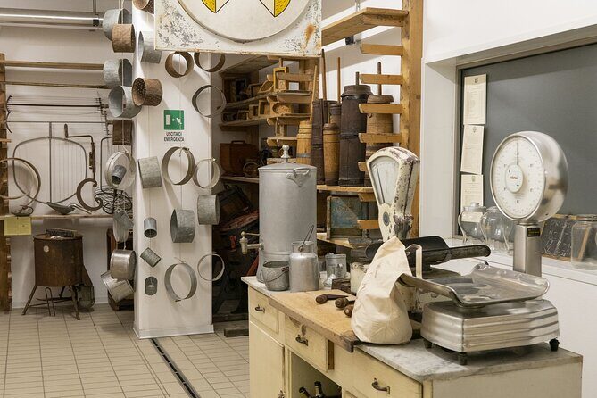 Premium Cheeses and Gins Tour in the Prosecco hills. Full lunch! - The Sum Up