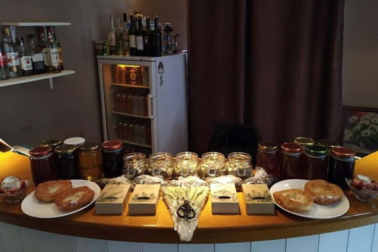 Premium honey and herbal tea tasting - An In-Depth Look at the Experience