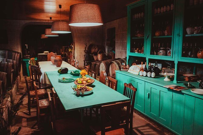 Premium Private Vinho Verde Tour:3 Wineries with Tastings & Lunch - The Itinerary: A Closer Look at the Highlights