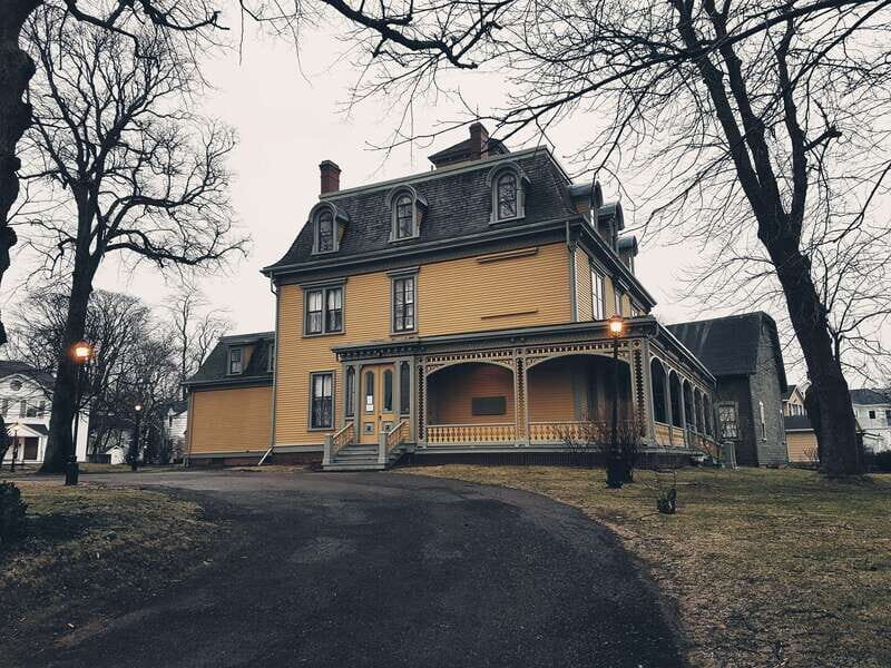 Prince Edward Island: Small Group Charlottetown Walking Tour - An In-Depth Look at the Charlottetown Walking Tour