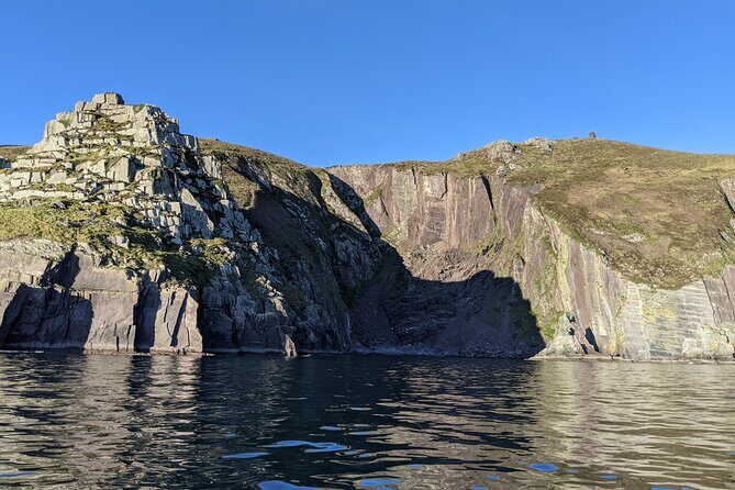 Private 1-Hour Guided Boat Tour in Dingle Peninsula - The Itinerary in Detail