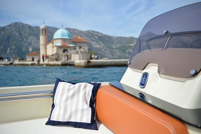 Private 2 hour Speedboat Tour Our Lady of the Rock and Perast - Detailed Review of the Tour