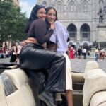 PRIVATE 2-Hour tour of Montréal in Convertible Cadillac + Murals - Discovering Montreal in a Classic Convertible Cadillac