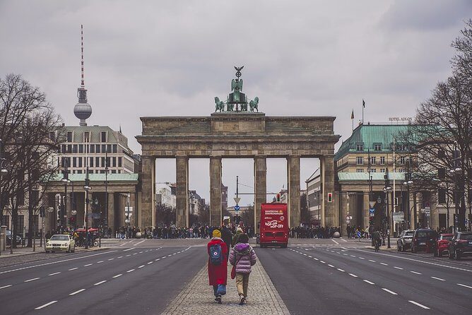 Private 4-hour walking tour of Berlin with official tour guide - Practical Details: What You Need to Know