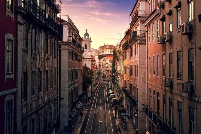 Private 4-hour Walking Tour of Lisbon with official tour guide - Exploring Lisbon in Depth