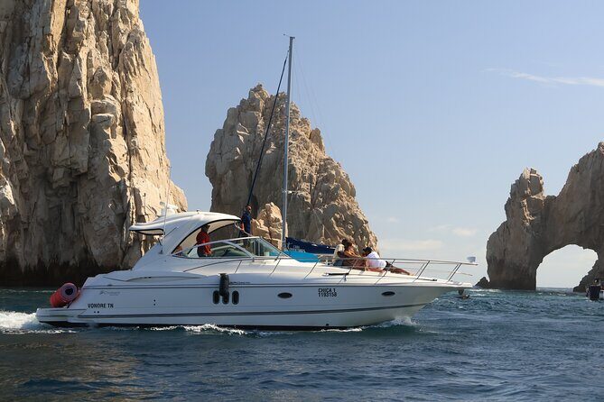 Private 42-foot luxury yacht tour in Los Cabos - Who Will Love This Tour?