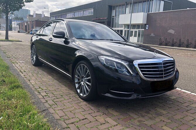Private Airport Transfer Schiphol Airport to Amsterdam - Comfort and Amenities on the Road