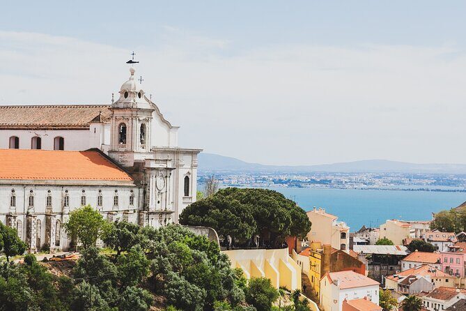 Private Alfama Tour with Local Expert Guide - Medieval Architecture & Viewpoints - Detailed Breakdown of the Itinerary