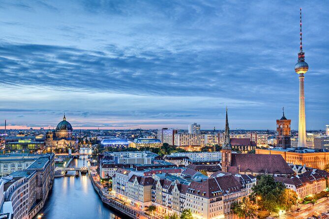 Private All-in-One Berlin Shore Excursion from Warnemünde Port - FAQ