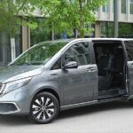 Private Arrival Transfer: from Zurich Airport to Zurich City - Who Should Consider This Service?