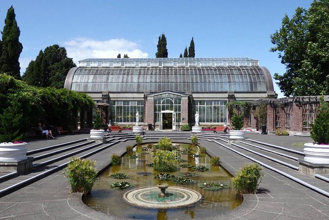 Private Auckland City Tour For Small Group in a luxury vehicle. - Who Should Consider This Tour?