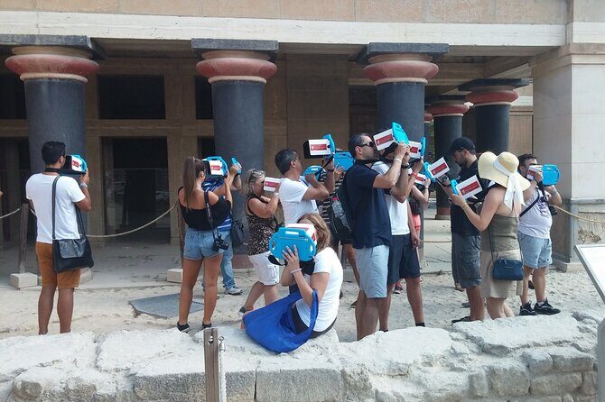 Private Audio and Virtual Tour in Knossos - Exploring the Experience in Detail