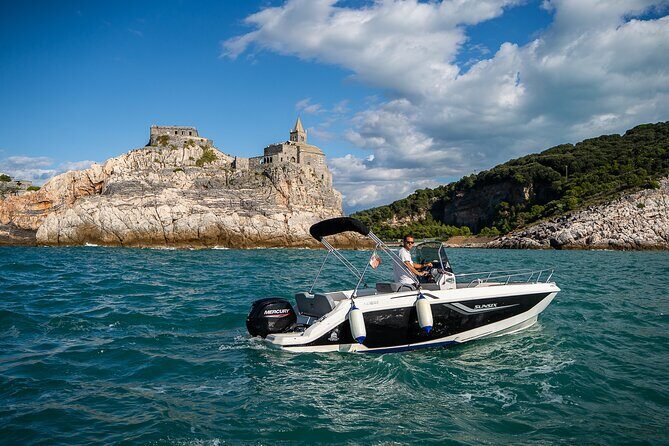 Private Boat Tour Cinque Terre and Portovenere - Sunsix - How the Tour Feels in Practice