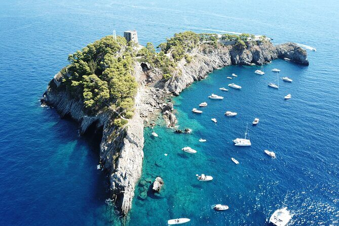 Private boat tour from Naples to Capri+Amalfi Coast JEANNEAU DB43 - The Sum Up: Who Should Consider This Tour?
