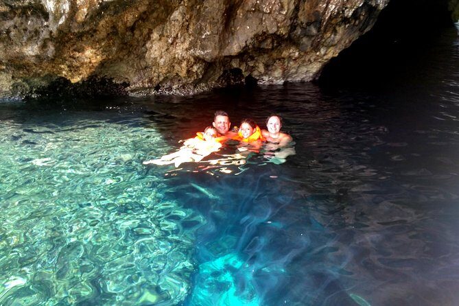 Private boat tour to Blue Lagoon & 4 Islands - FAQ