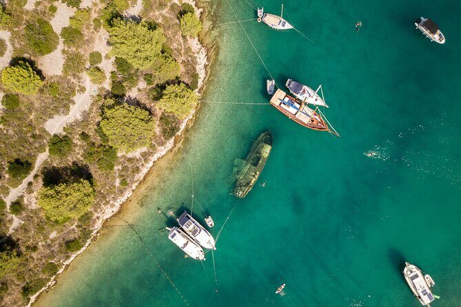 Private Boat Tour to Brac and Solta islands: Non-Touristy Itinerary - The Experience of a Lifetime