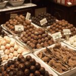 Private Bruges Iconic Sites and Chocolate Tasting Tour - Practical Details & What to Expect