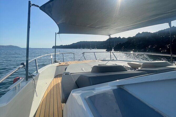 Private Caldera Cruise with Motor Yacht in Santorini - What’s Included and How It Adds Value
