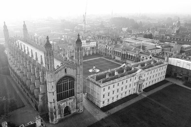Private | Cambridge University Ghost Tour Led By University Alumni - Who Will Love This Tour?