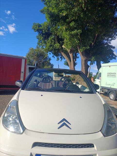 Private Capriolet city tour through Lisbon for 4 Hours - Why Choose a Private Capriolet Tour?