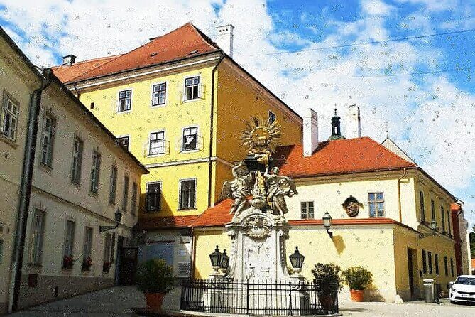 Private car or minivan transfer from Budapest to Prague or back - FAQs