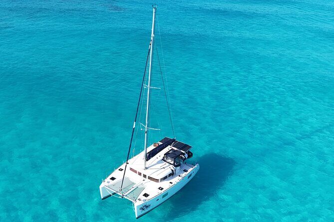 Private Catamaran Tour to Isla Mujeres - An In-Depth Look at the Catamaran Tour Experience