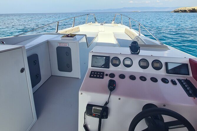 Private Charter to Blue lagoon -Amore Mio - Exploring the Blue Lagoon Yacht Charter in Detail