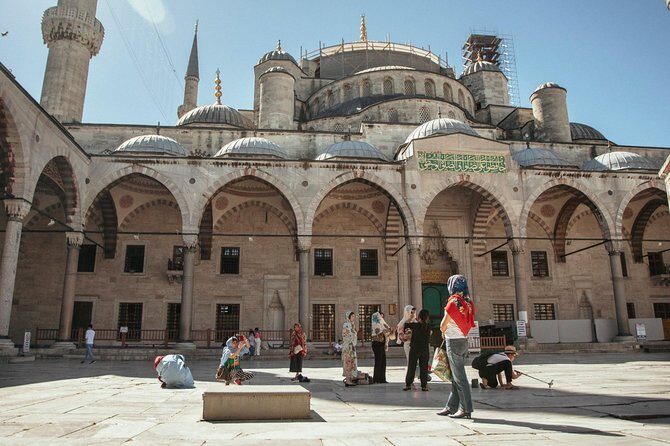 Private City Kickstart Tour: Istanbul - Who Will Benefit Most?